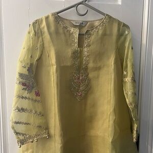 Maria B 3 piece 10-12 years